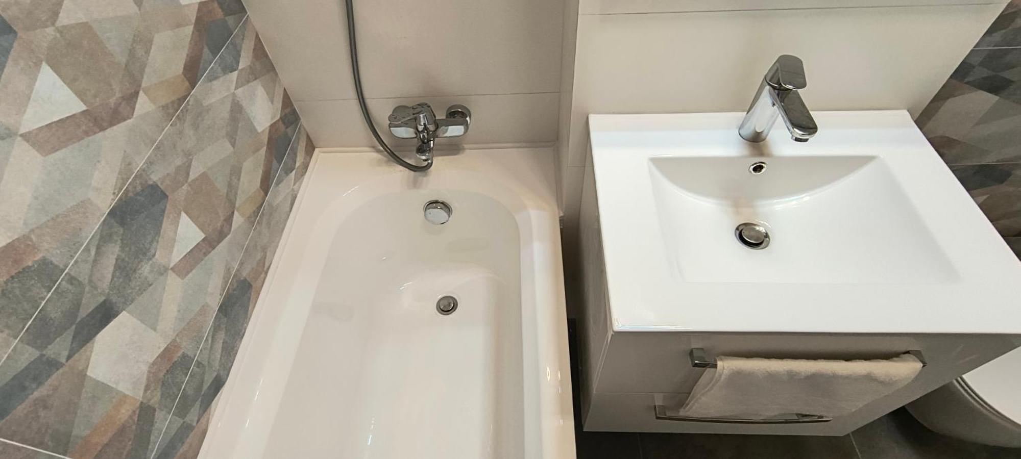 דירה Luxury Intercontinental 4 Bedrooms Old Brand New בוקרשט